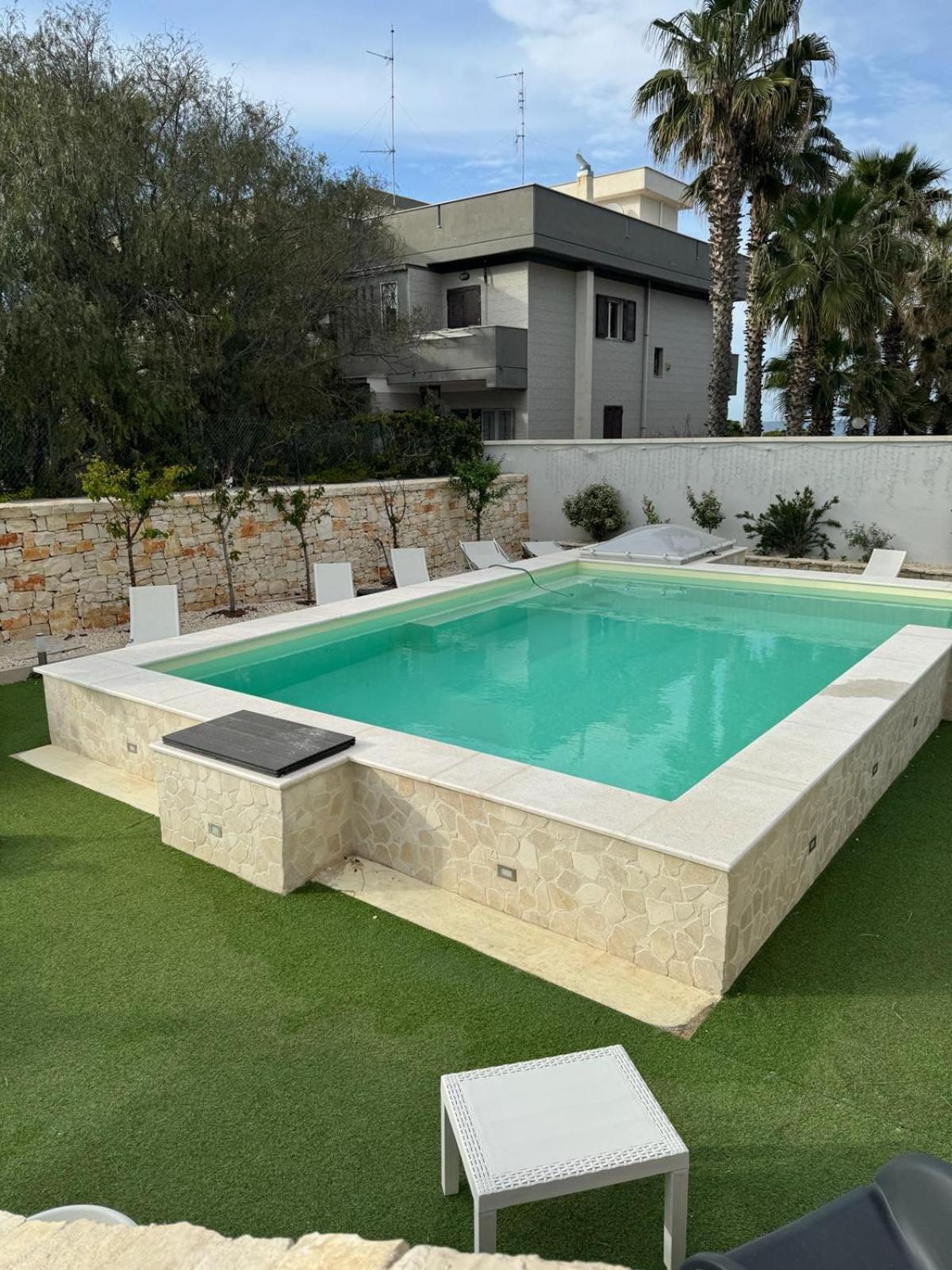 Casa Al Mare Luxury Bed and Breakfast Bari Exteriör bild
