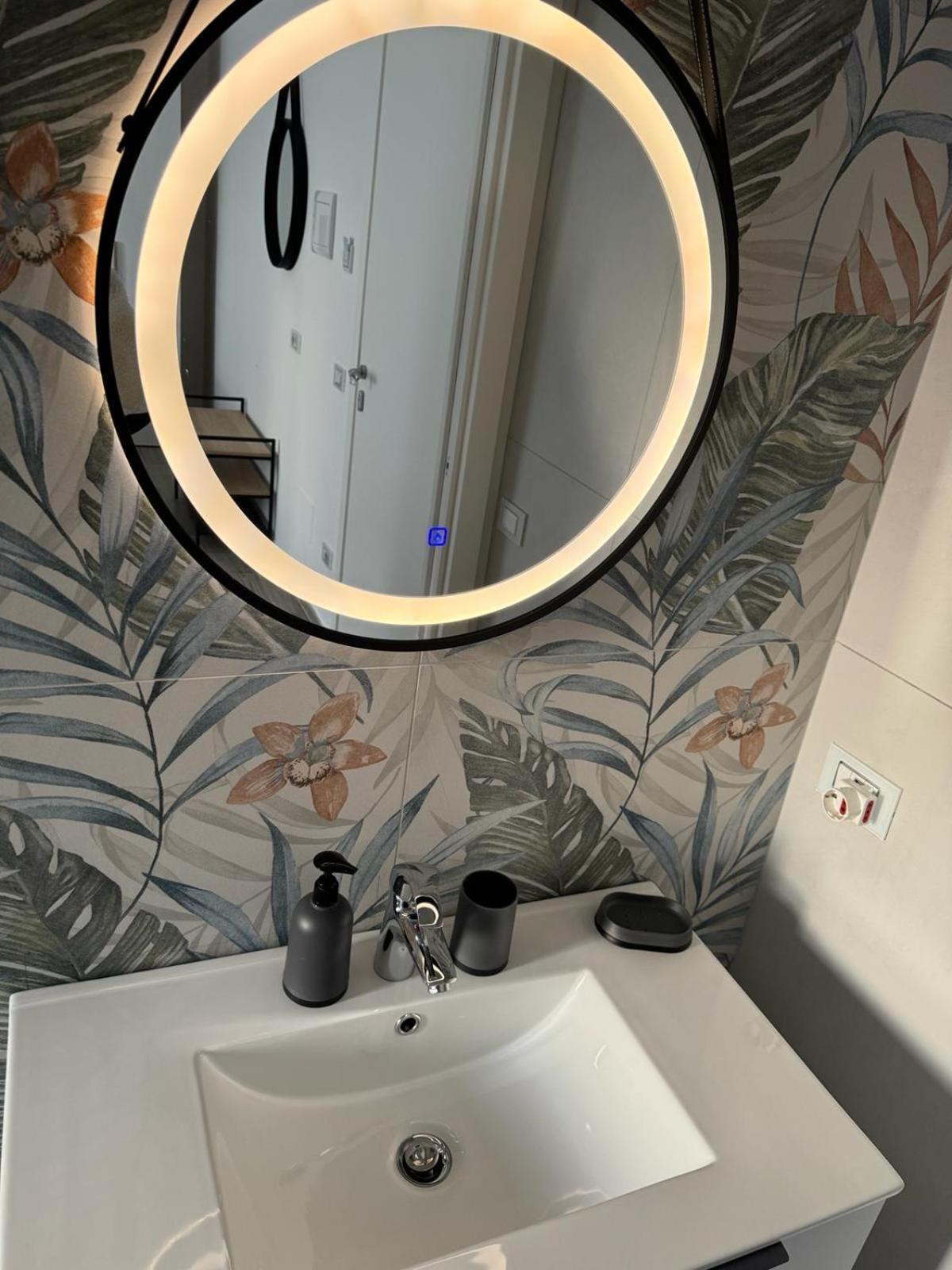 Casa Al Mare Luxury Bed and Breakfast Bari Exteriör bild