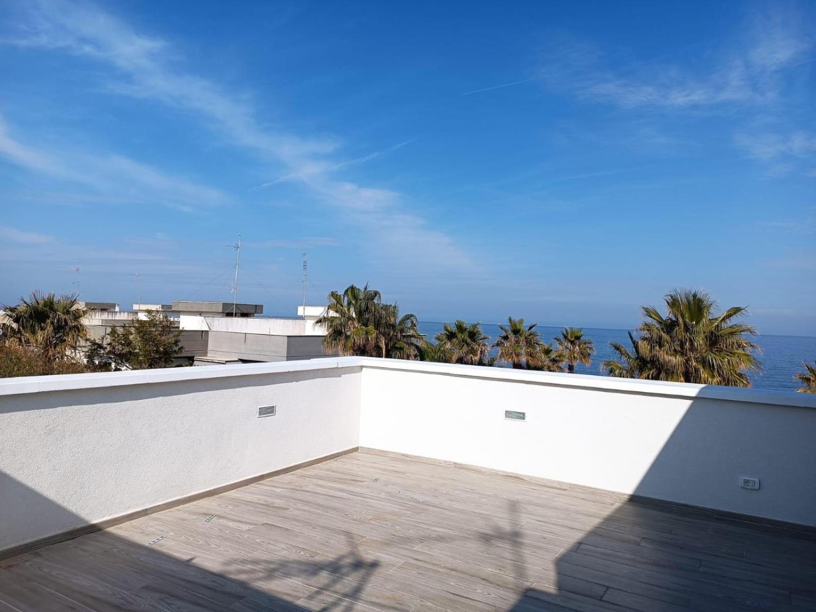 Casa Al Mare Luxury Bed and Breakfast Bari Exteriör bild